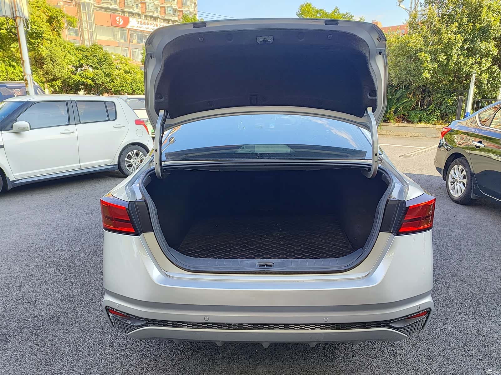 Nissan Teana, 2020 15