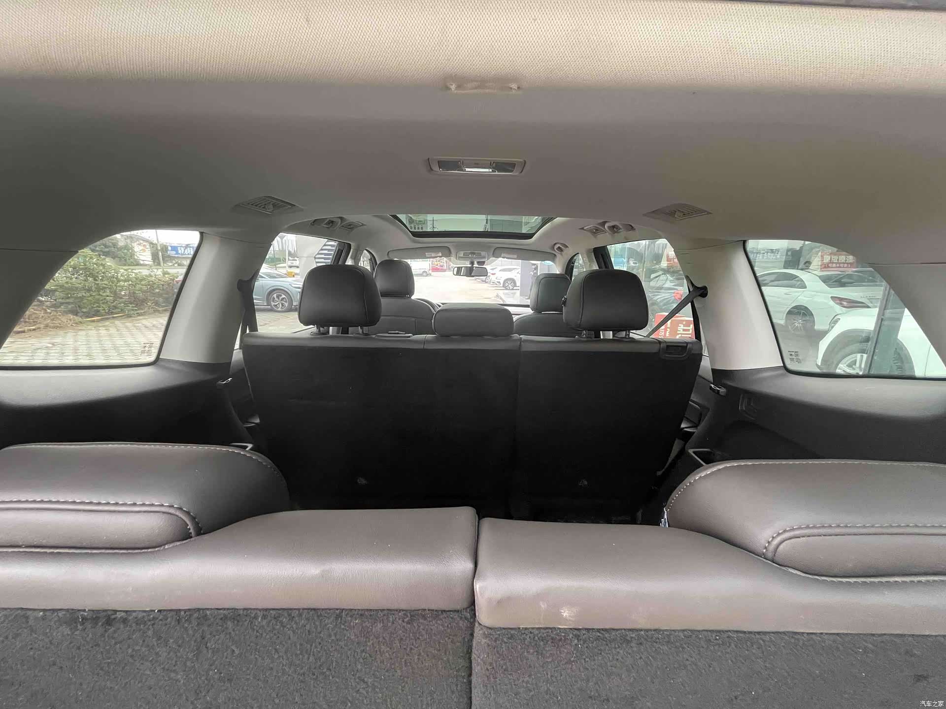 Roewe RX8, 2019 18
