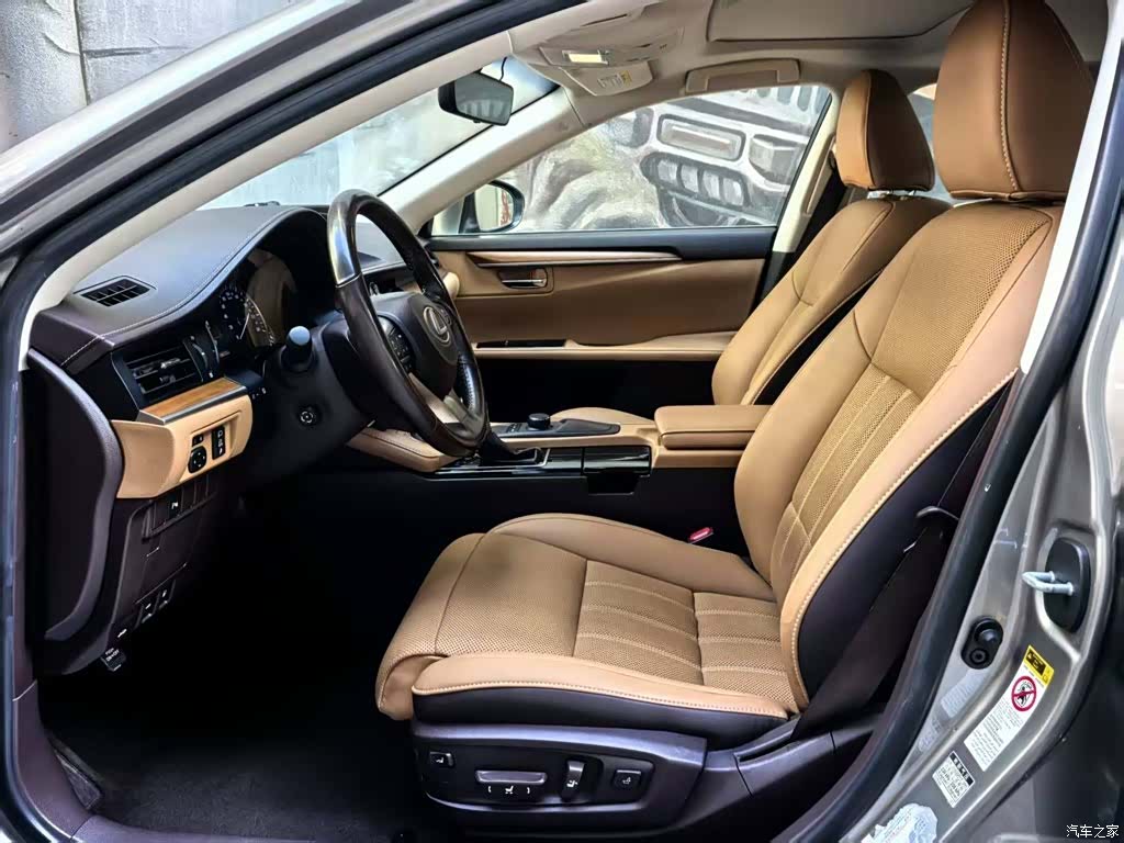 Lexus ES, 2017 20