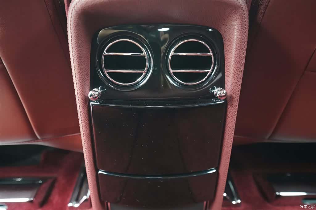 Rolls-Royce Phantom, 2012 19