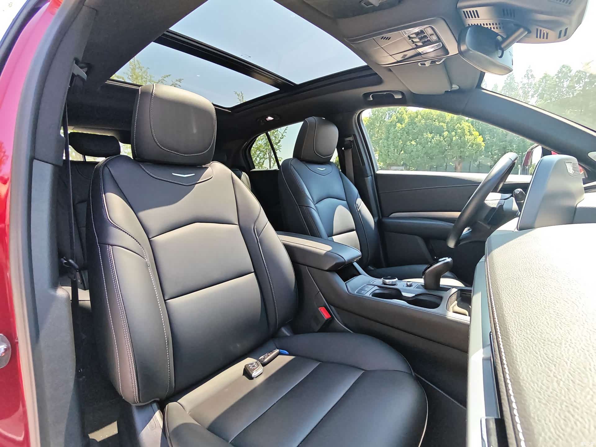 Cadillac XT4, 2025 27