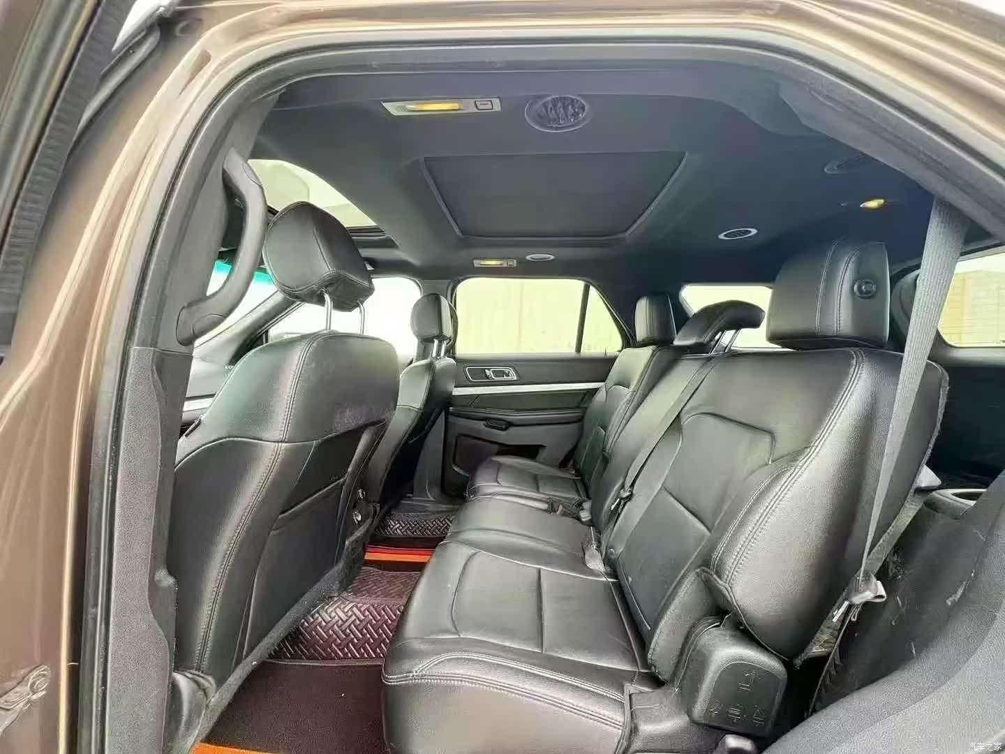 Ford Explorer, 2016 4