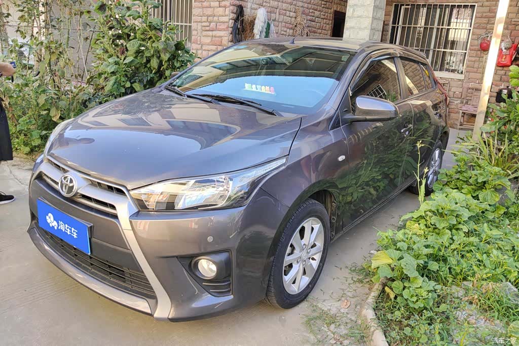 Toyota YARiS L