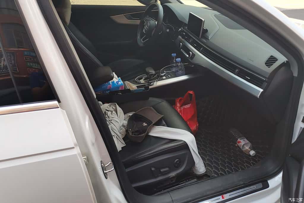 Audi A4L, 2018 8