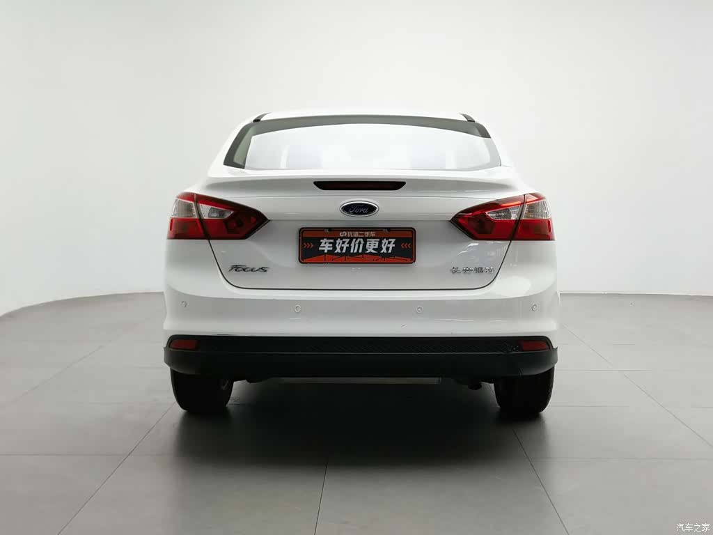 Ford Focus, 2014 4