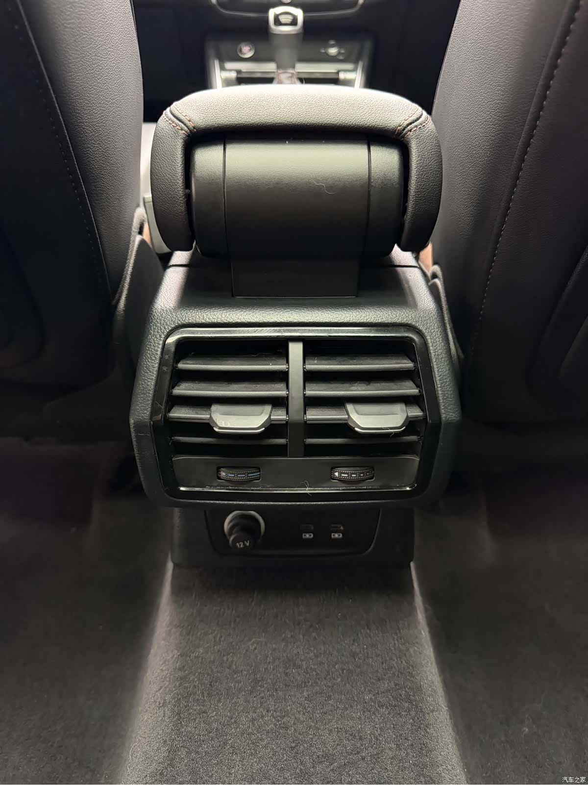 Audi Q3, 2022 14