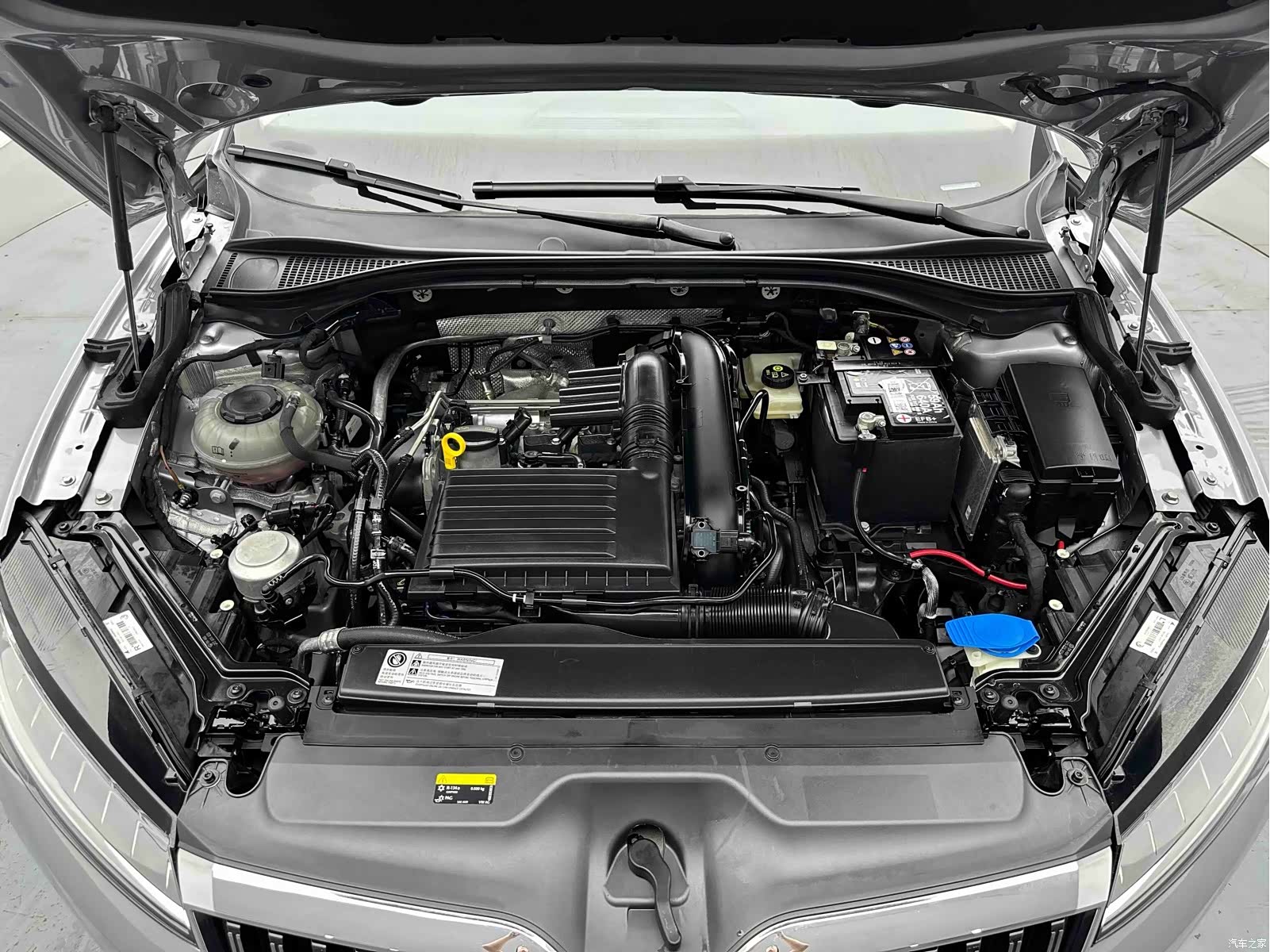 Skoda Superb, 2022 19