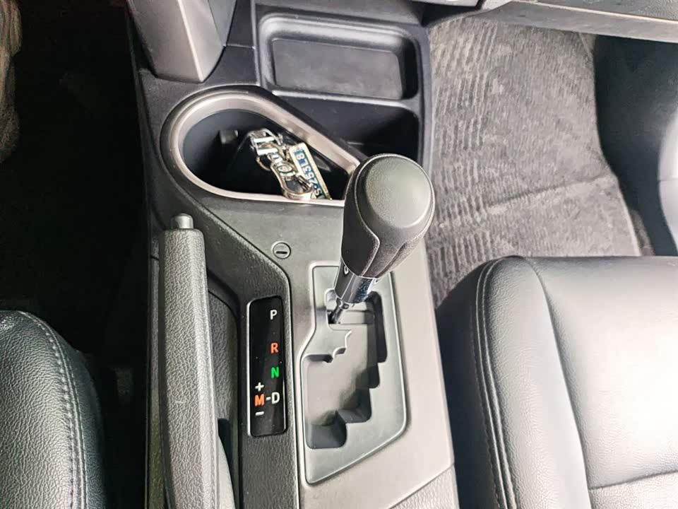 Toyota RAV4 Rongfang