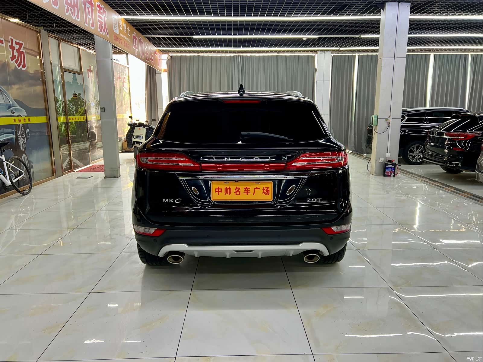 Lincoln MKC, 2019 все фото