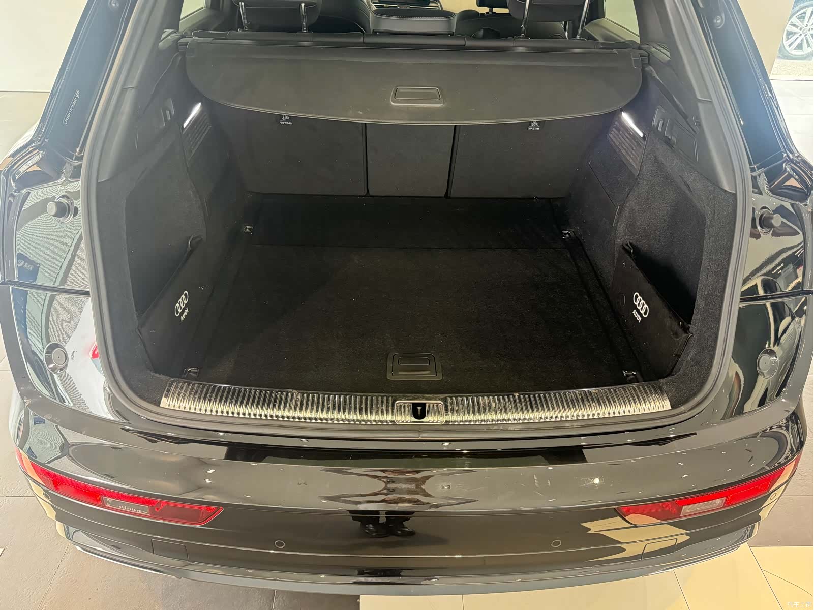 Audi Q5L, 2024 9