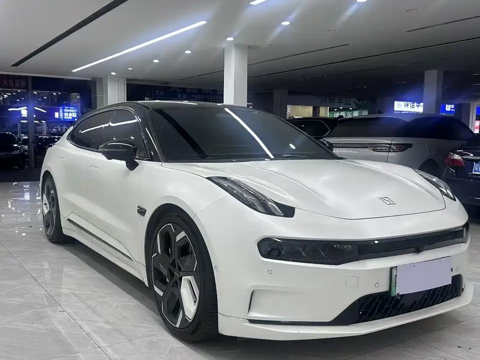Zeekr 001