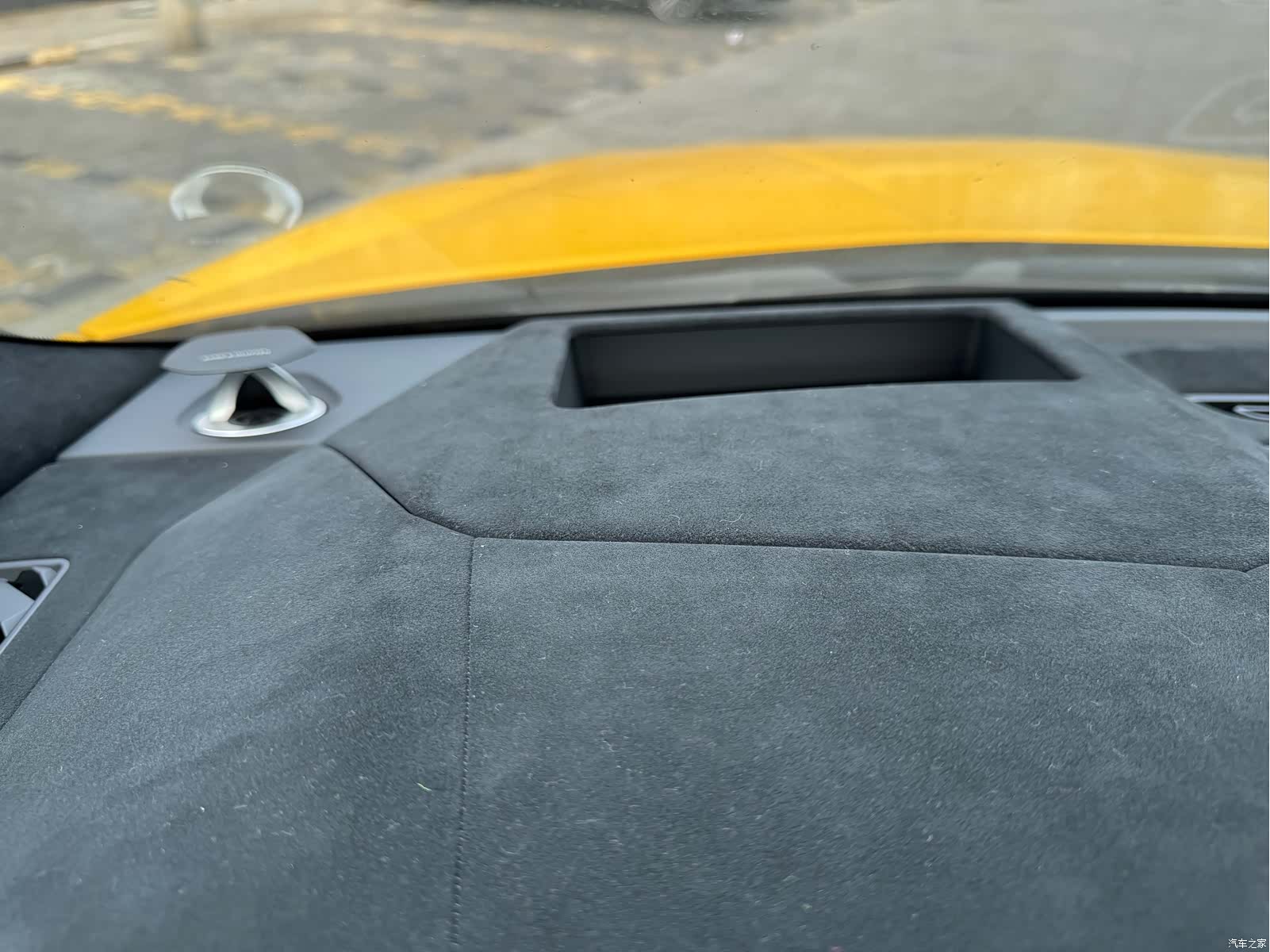Lamborghini Urus, 2023 18