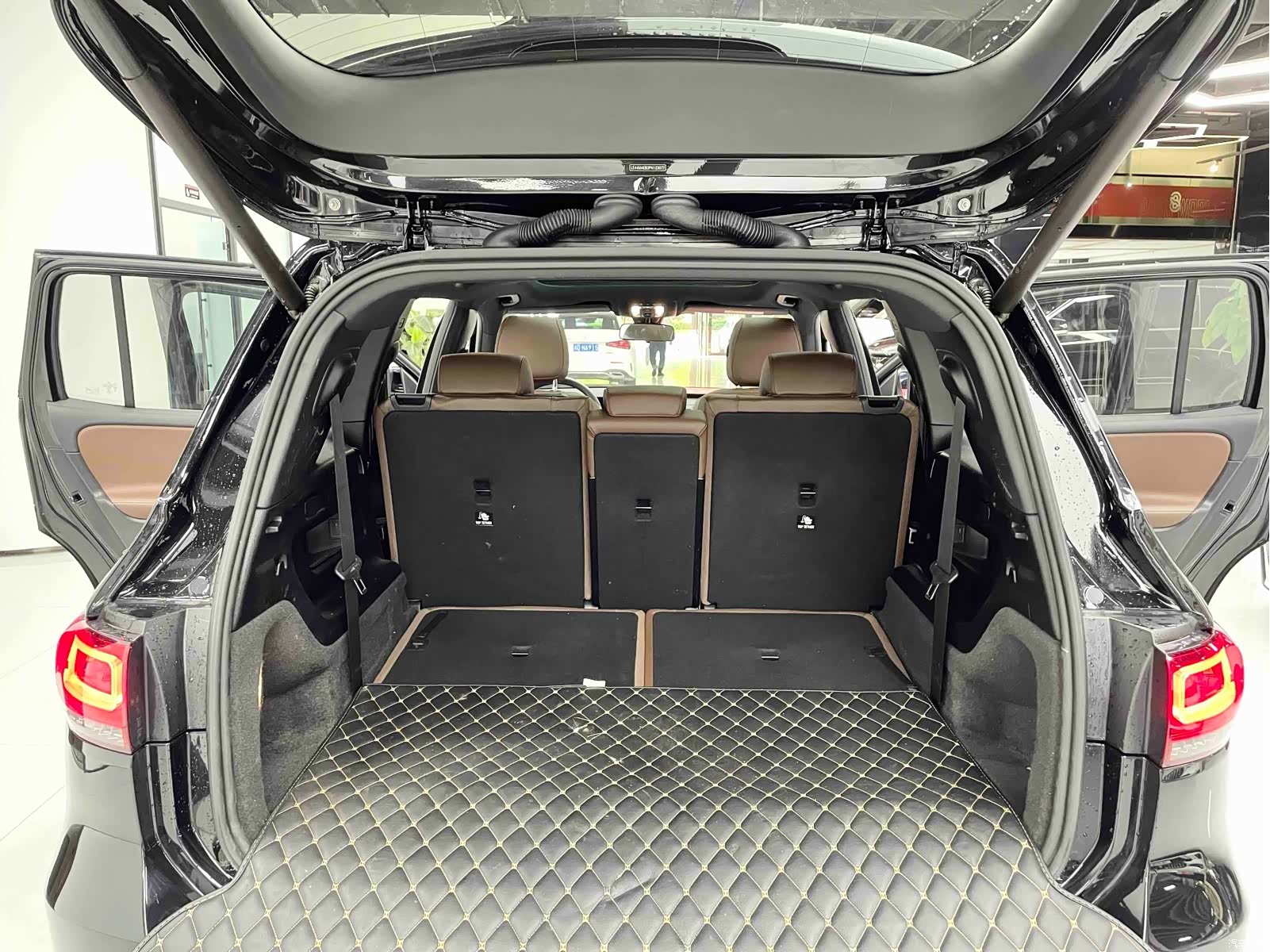 Mercedes-Benz GLB, 2023 15