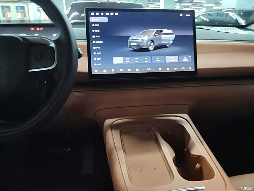 Leapmotor C10, 2024 13