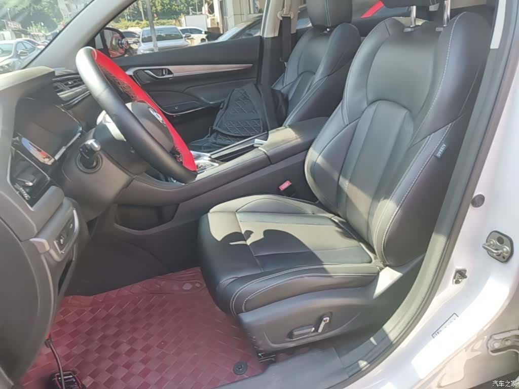 DongFeng AX7, 2018 15