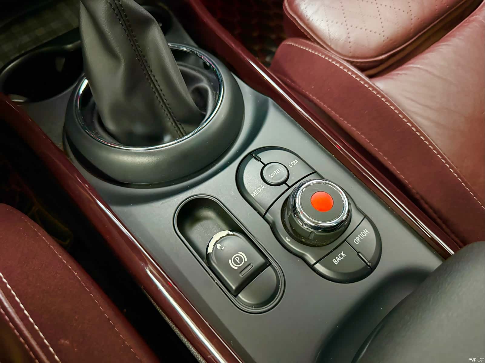 Mini Clubman, 2018 12