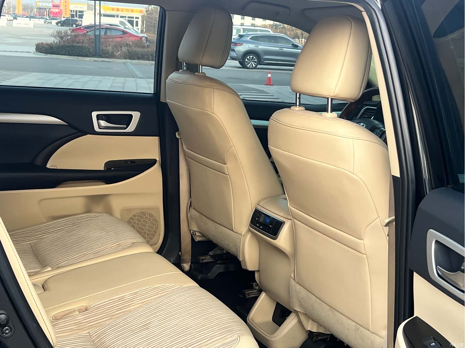 Toyota Highlander, 2021 10
