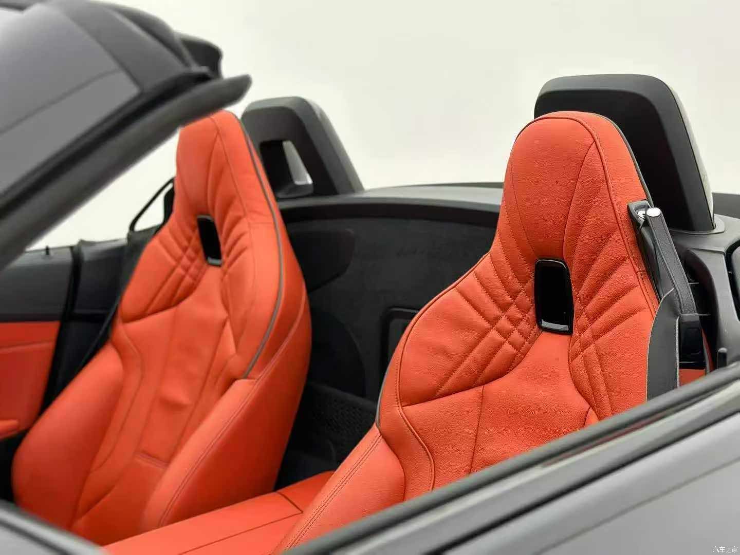 BMW Z4, 2024 все фото