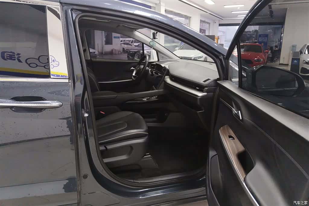 Hyundai Custo, 2024 8