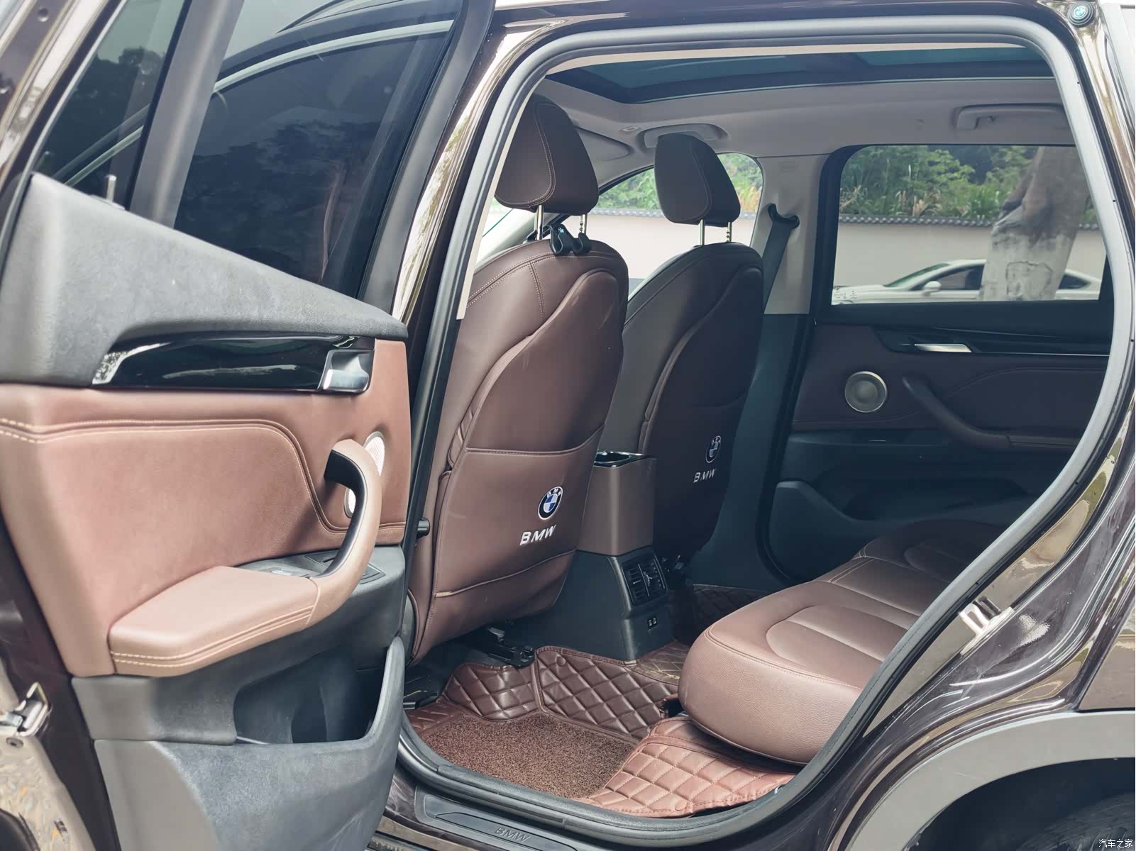 BMW X1, 2021 11