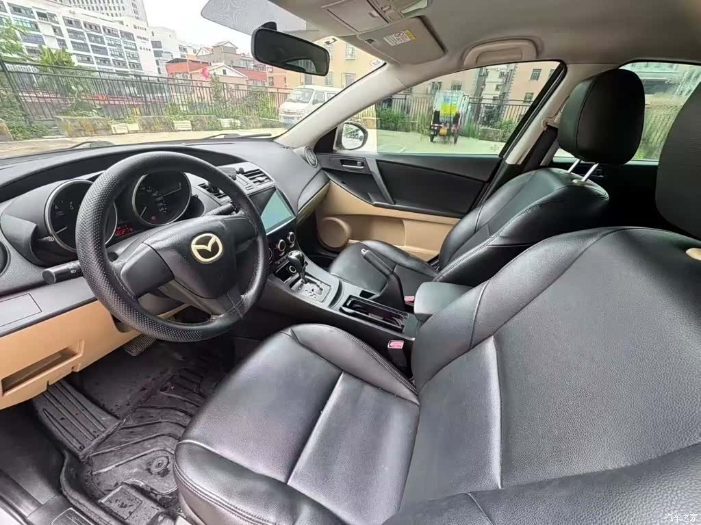 Mazda 3, 2012 7