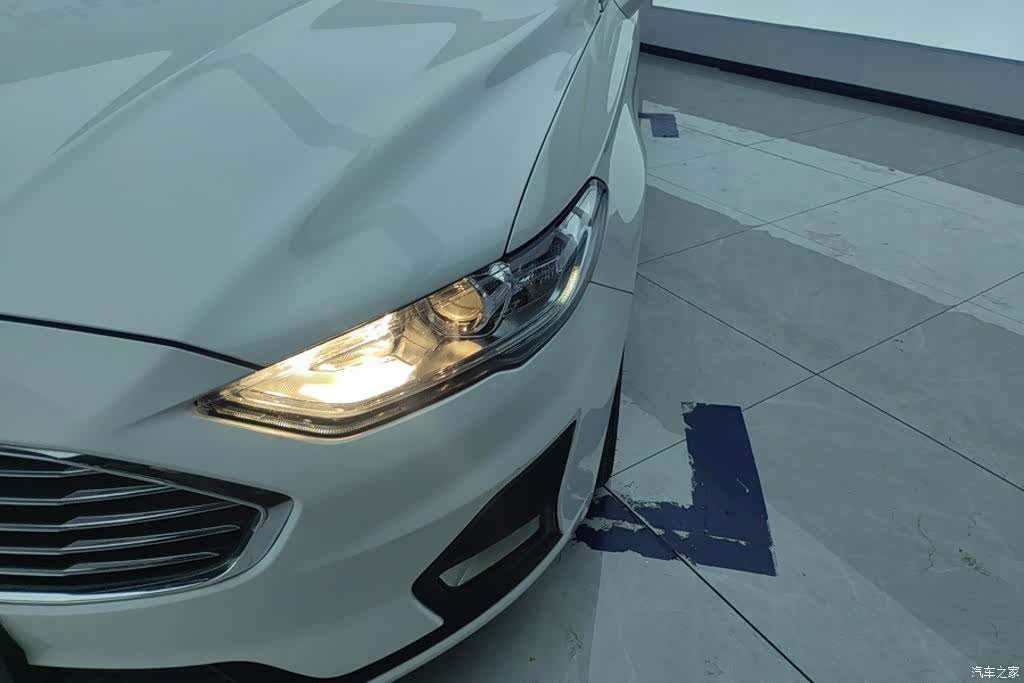 Ford Mondeo, 2021 все фото