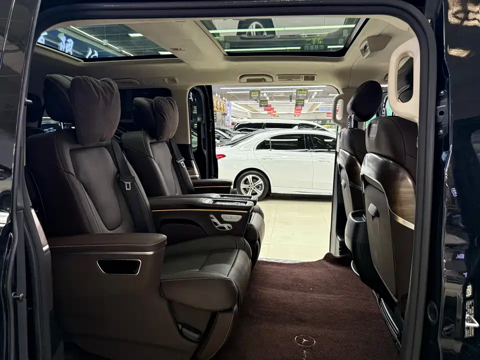 Mercedes-Benz V-class Mercedes-Benz V-class