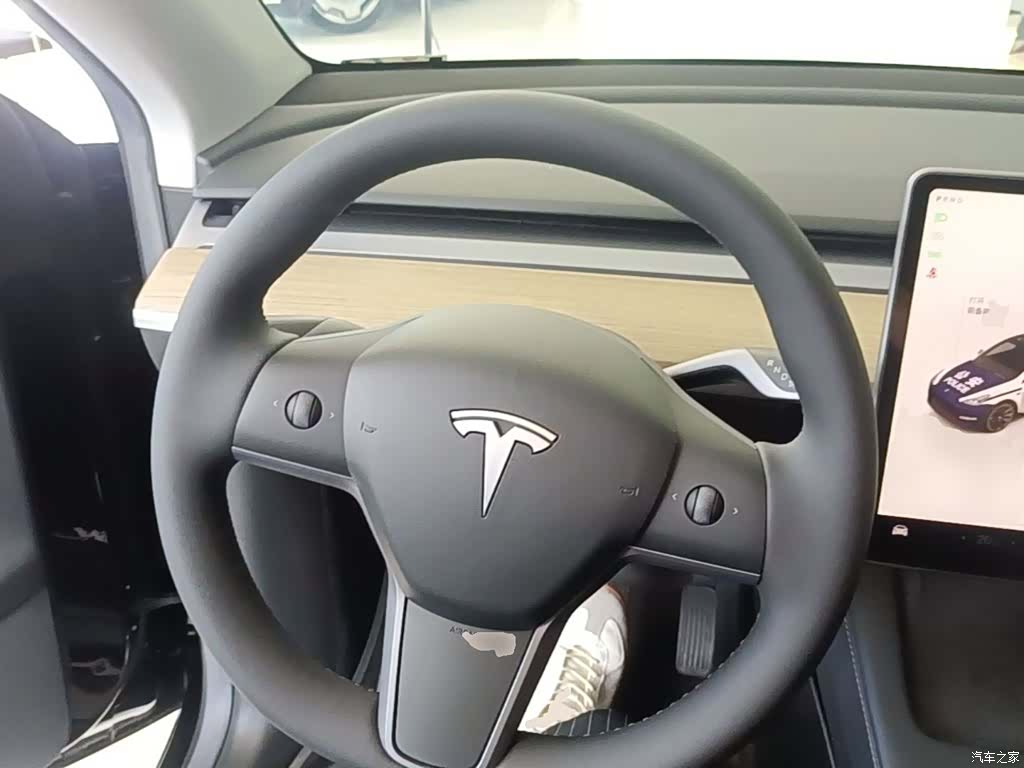 Tesla Model Y, 2023 11