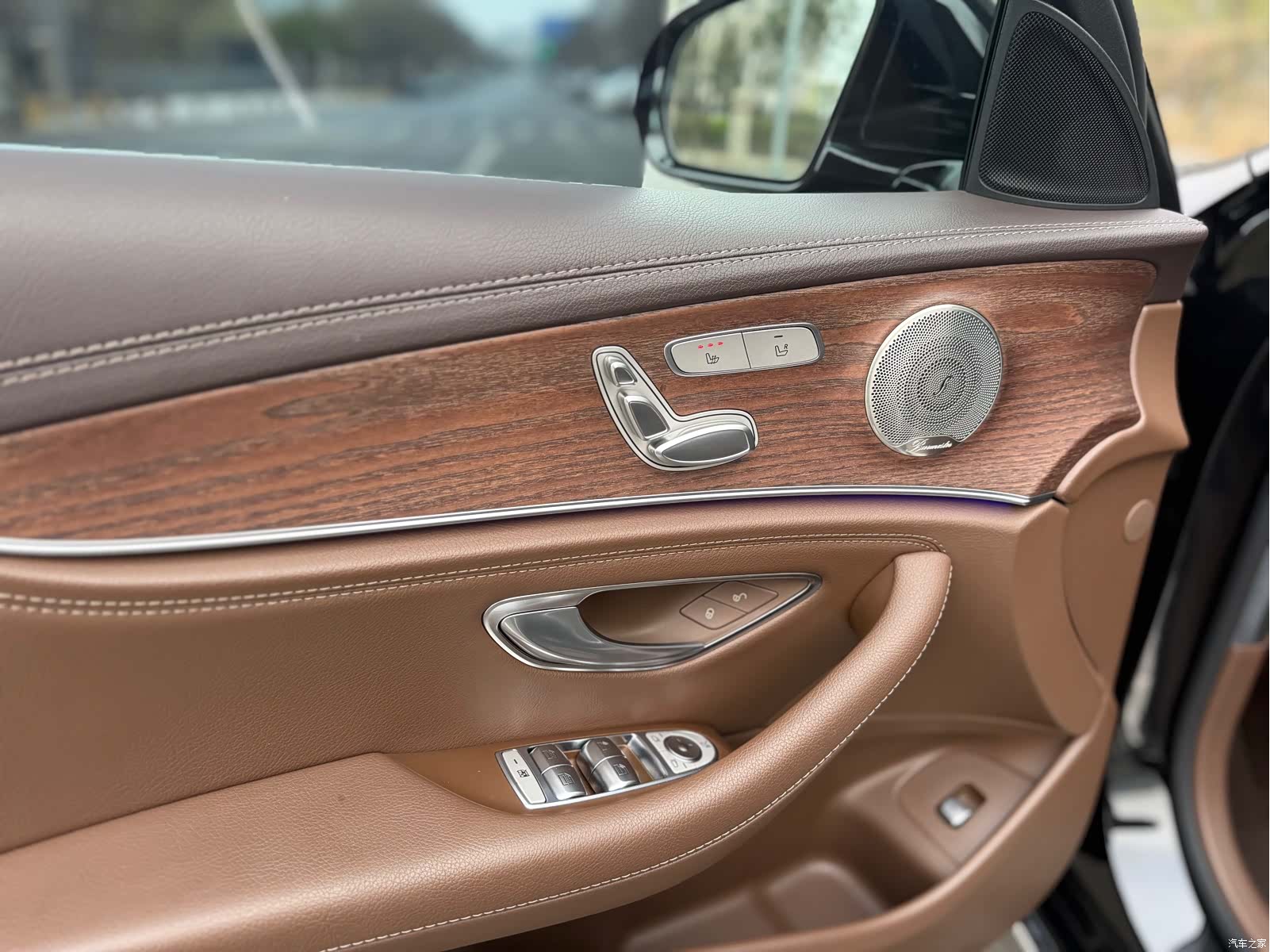 Mercedes-Benz E-Class, 2022 9