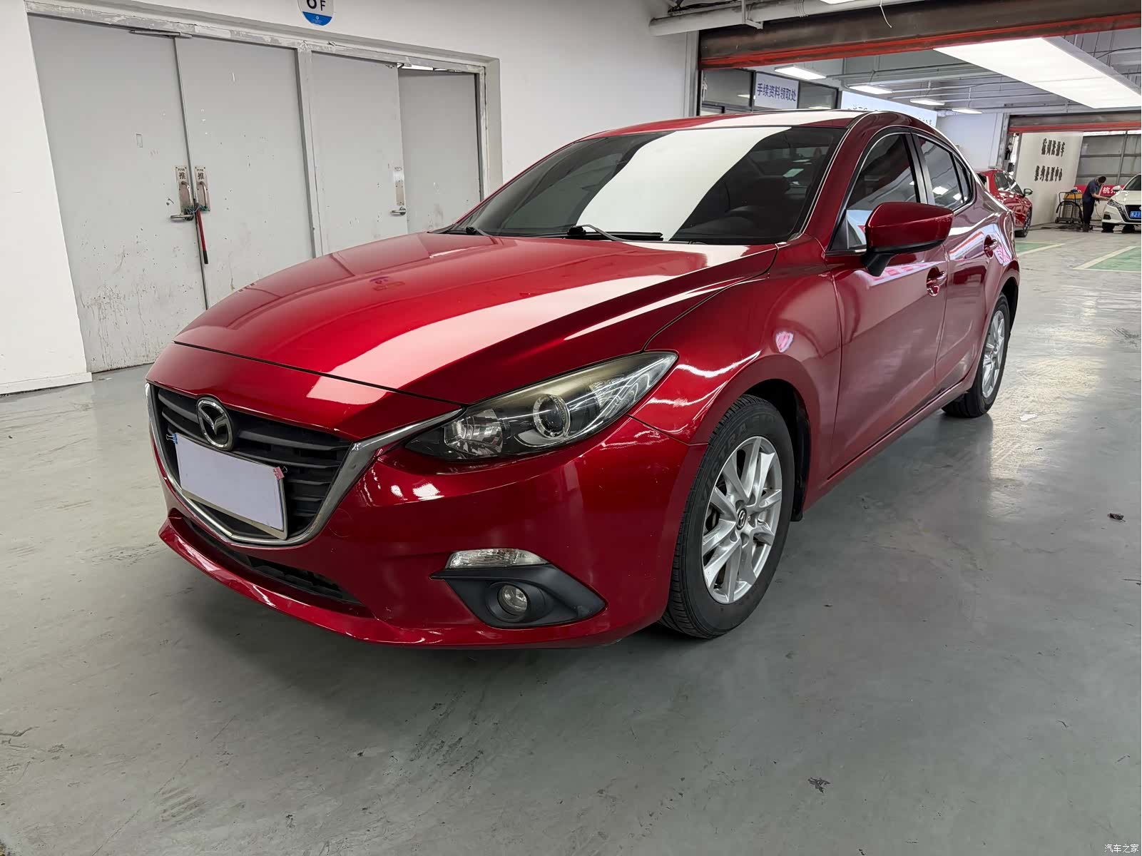 Mazda Mazda3, 2015 1
