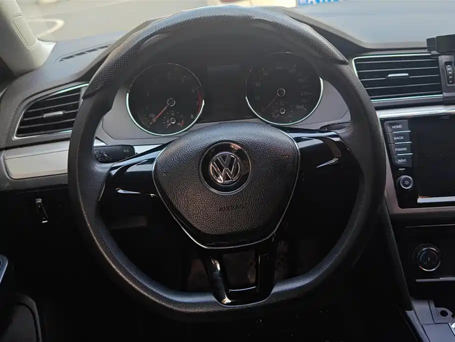Volkswagen Lingdu