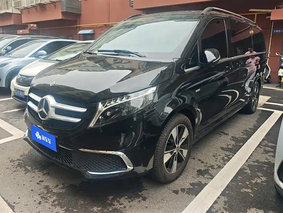 Mercedes-Benz V-class