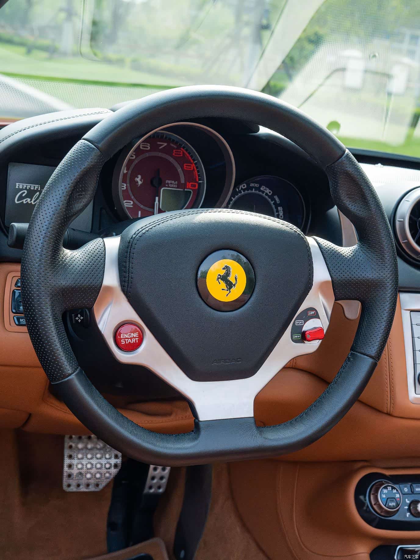 Ferrari California, 2011 11