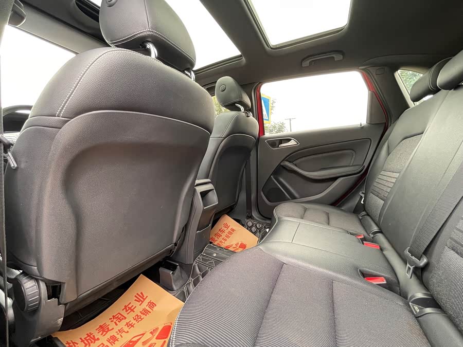 Mercedes-Benz B-Class 2015, фото 9