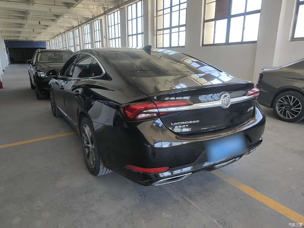 Buick LaCrosse, 2021 все фото