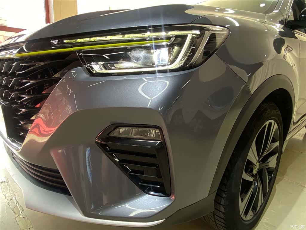 Roewe RX5, 2021 13