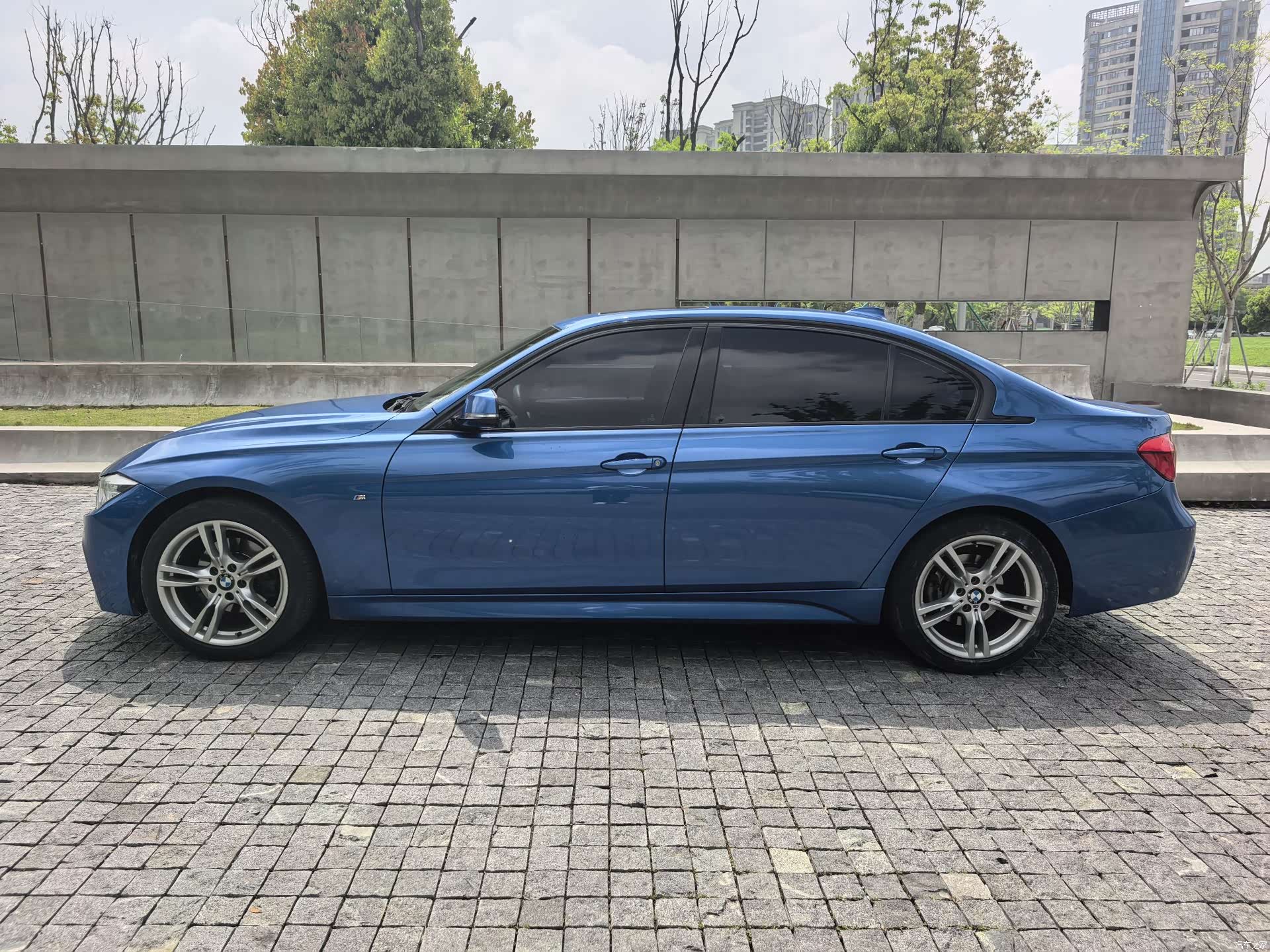 BMW 3 Series, 2016 10