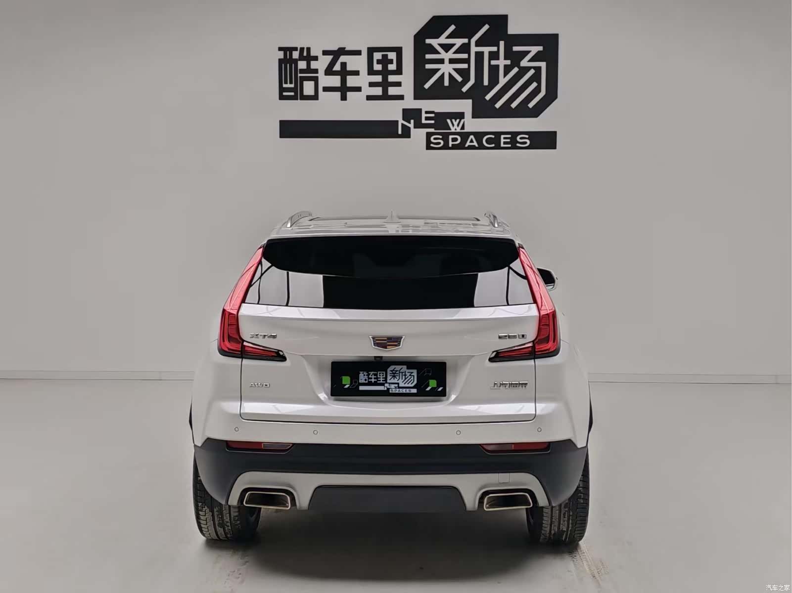 Cadillac XT4, 2021 все фото