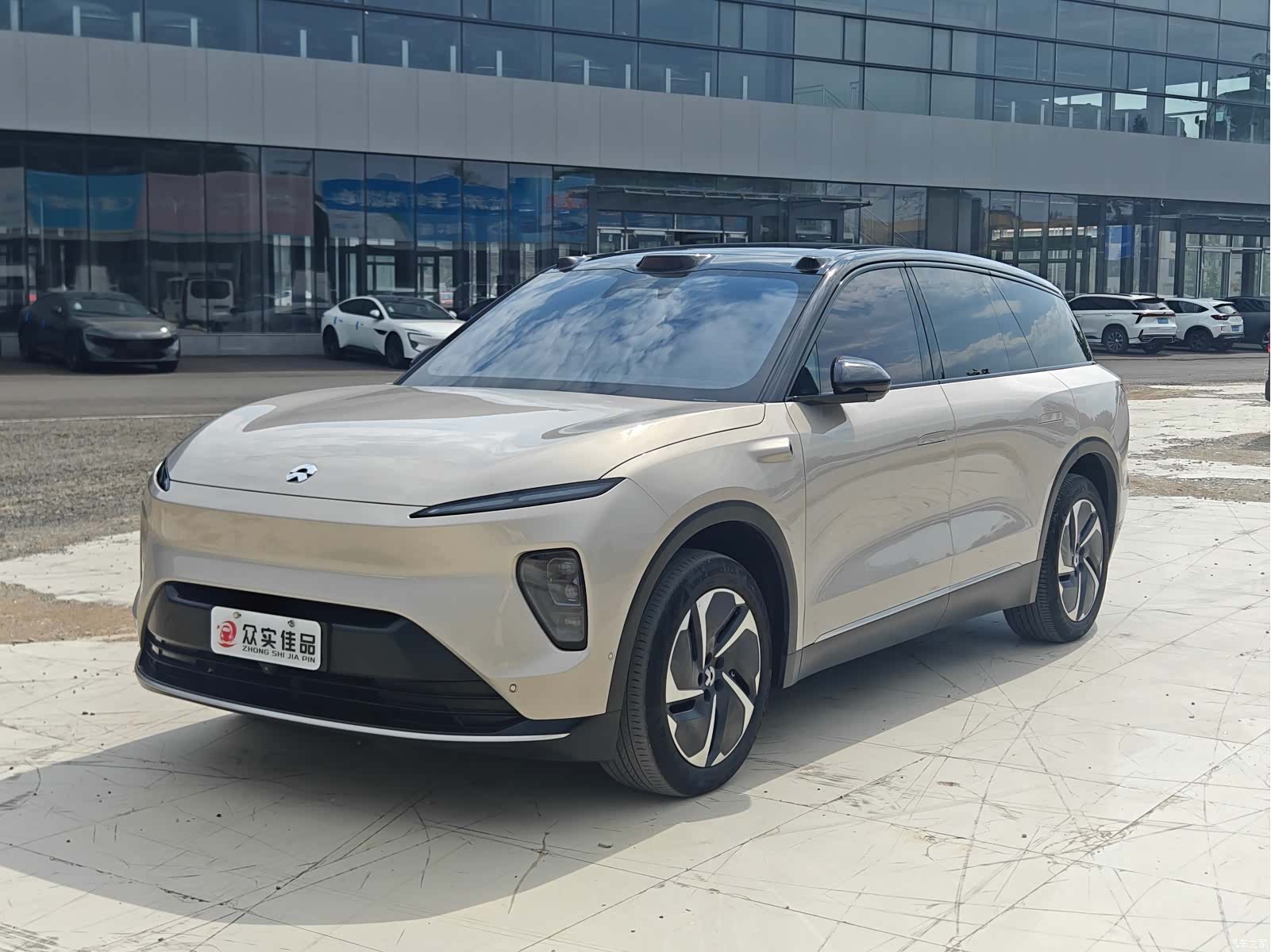 NIO ES8, 2023 1