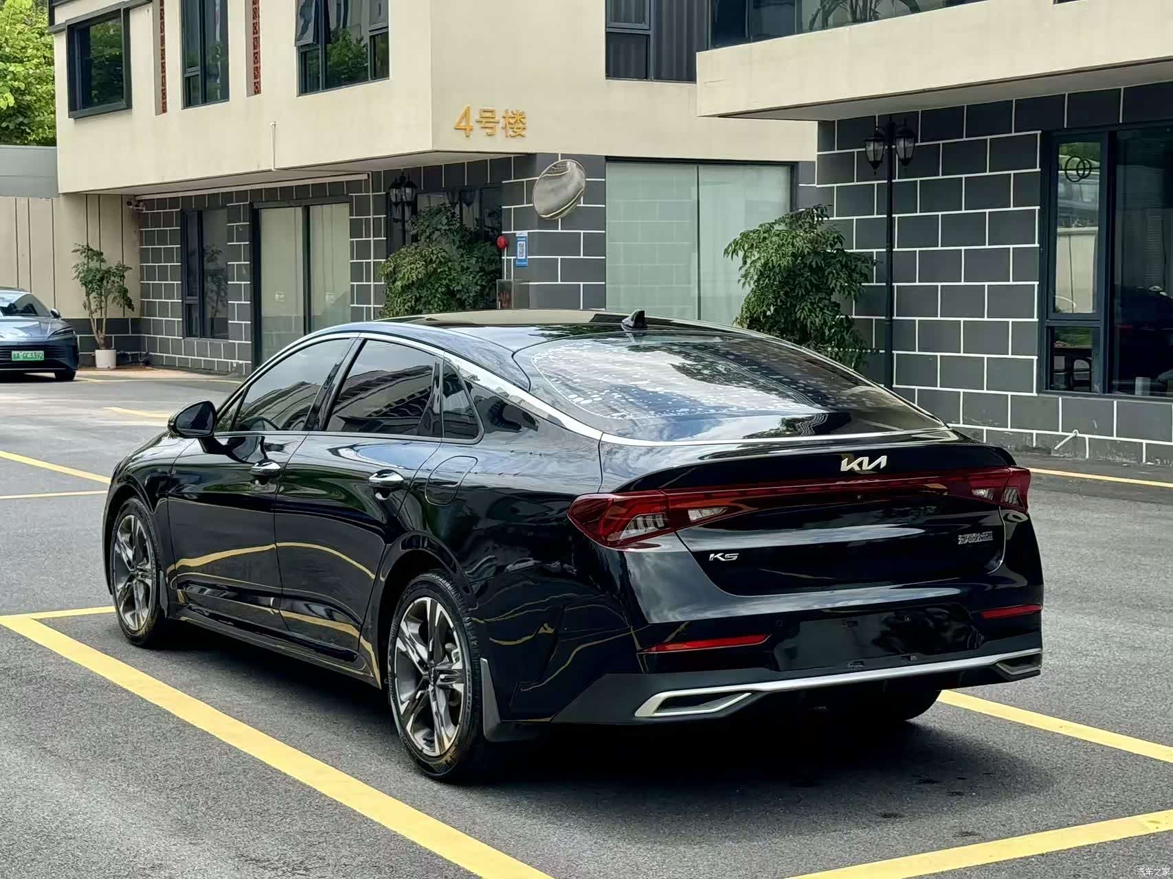 Kia K5, 2022 9