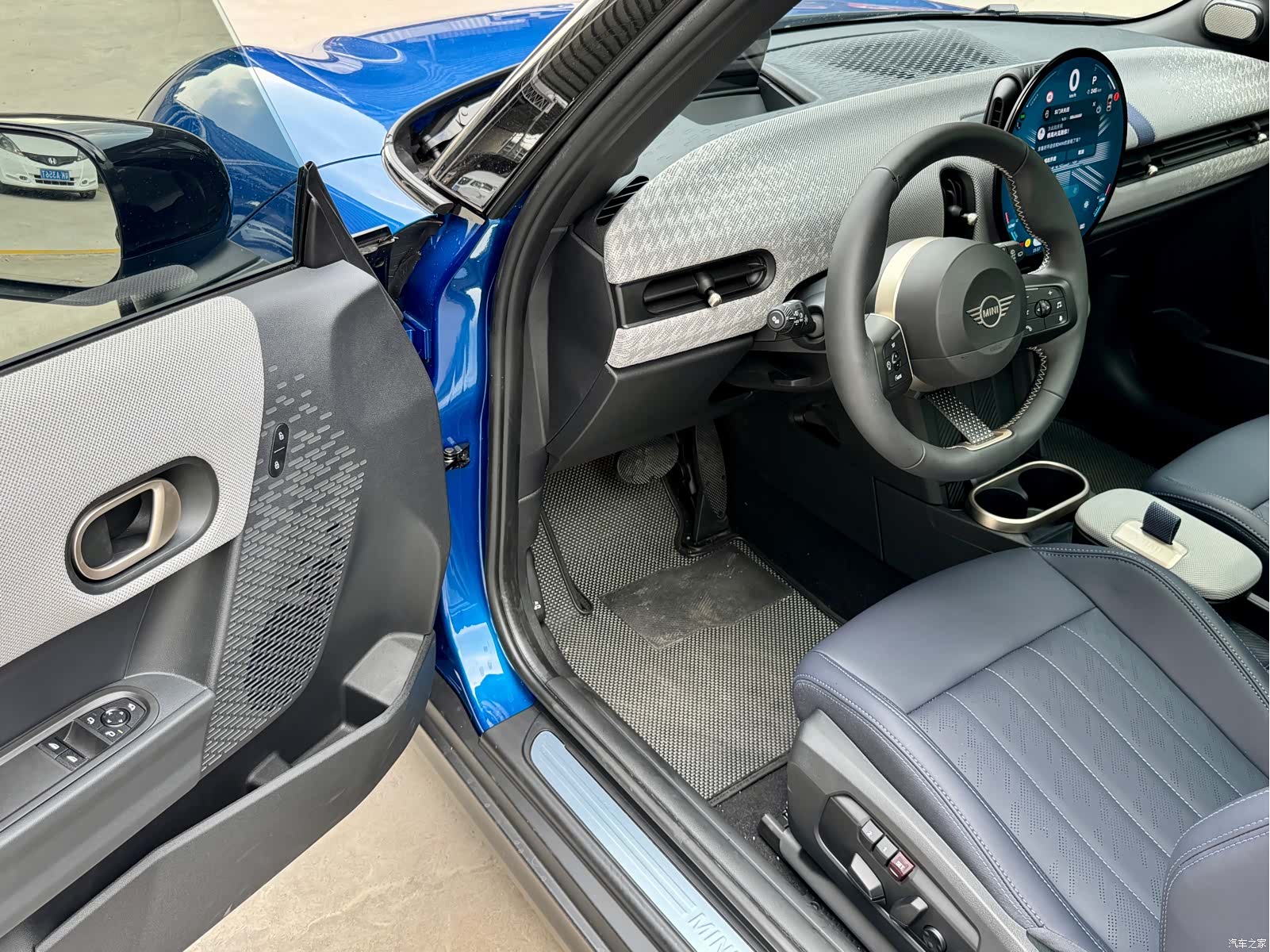Mini Cooper, 2025 10