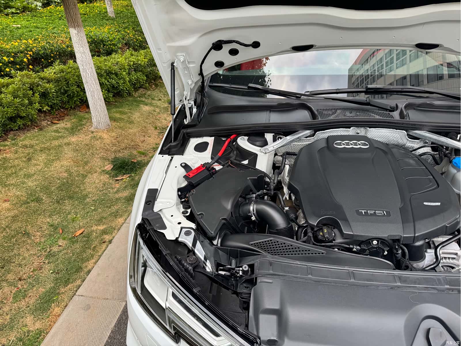 Audi A4L, 2019 25