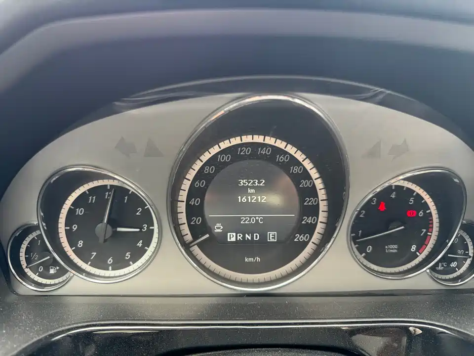 Mercedes-Benz E-class Mercedes-Benz E-class
