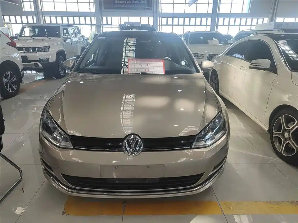 Volkswagen golf