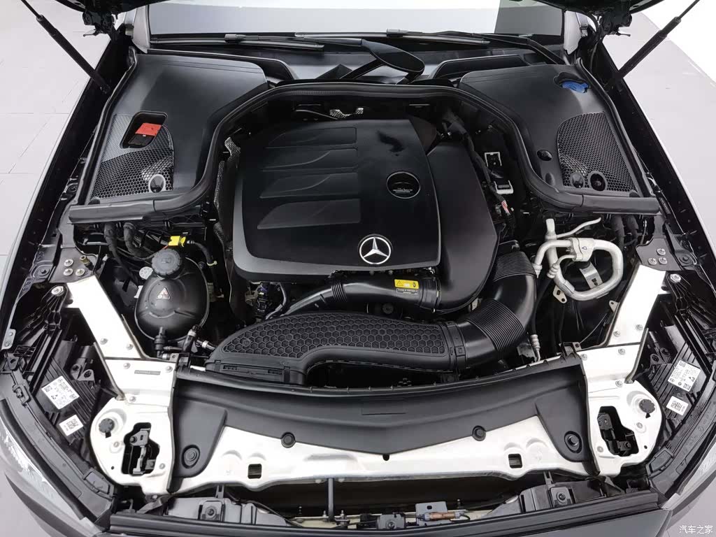 Mercedes-Benz E-Class, 2021 6