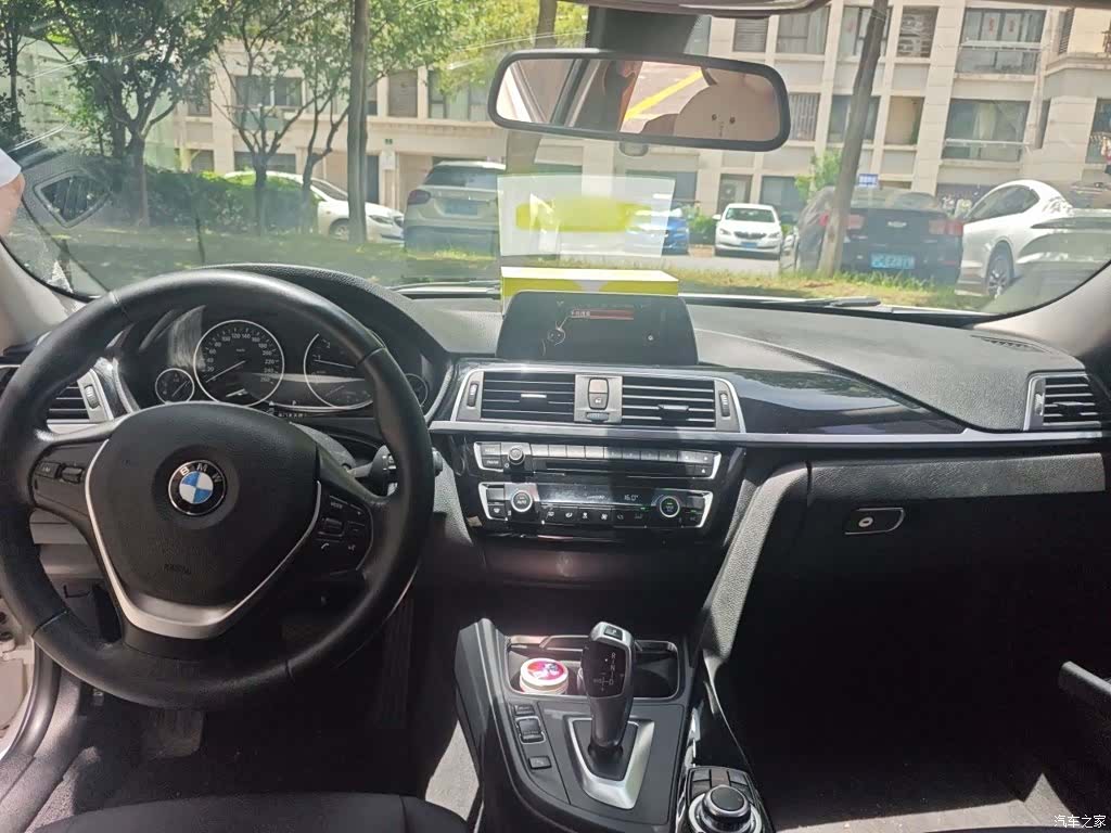 BMW 3 Series, 2016 13