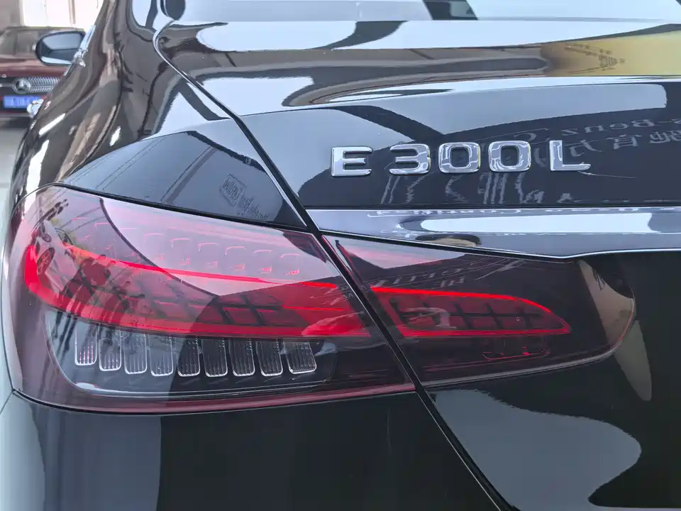 Mercedes-Benz E-class Mercedes-Benz E-class