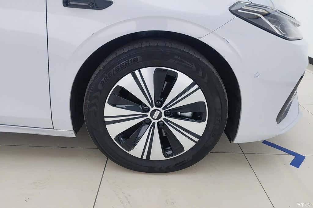 Geely A7, 2025 6