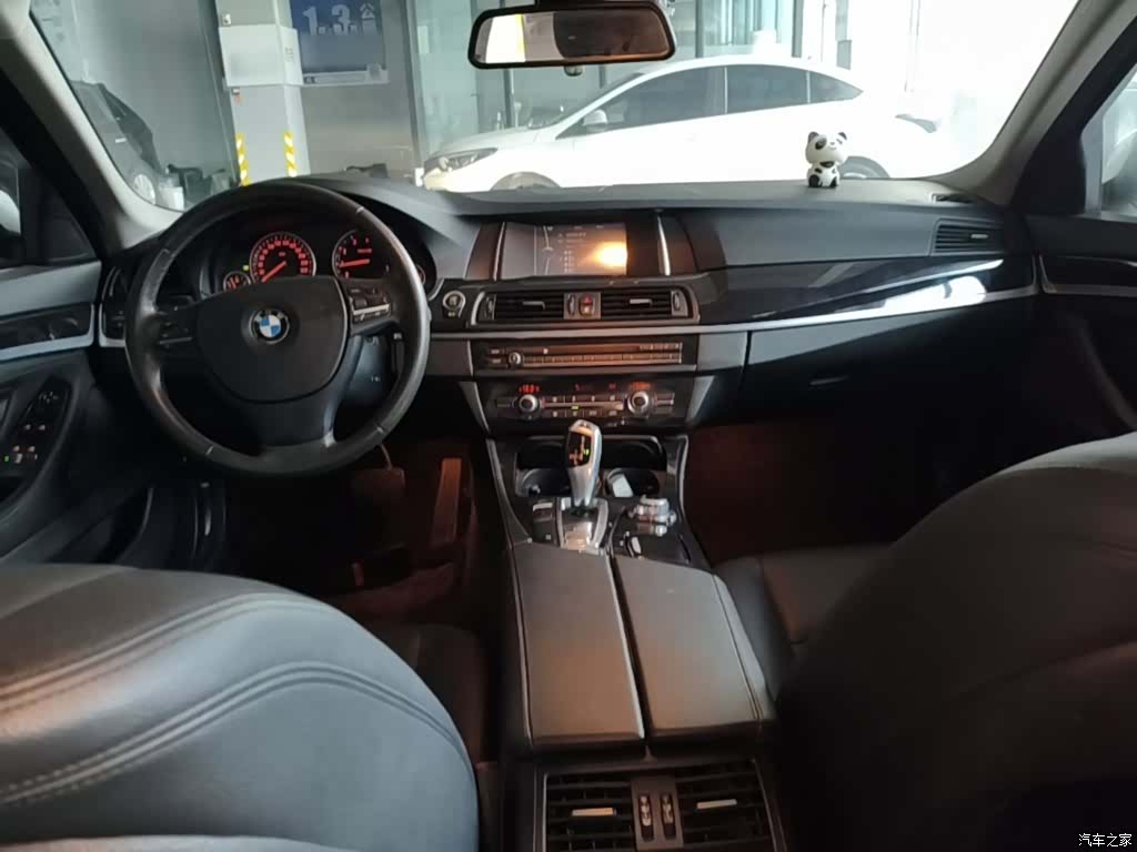 BMW 5 Series, 2014 6