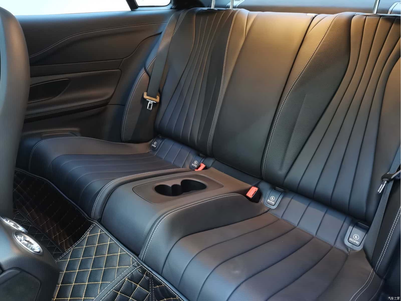 Mercedes-Benz E-Class, 2023 9